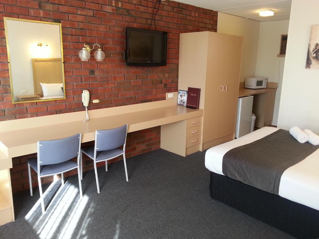 Big Valley Lakeside Paradise Motor Inn Shepparton Exteriör bild